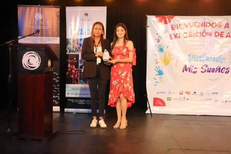 Momento del proyecto Pintando Mis Sueños 12