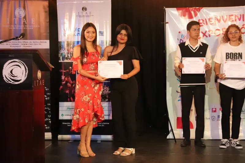 Momento del proyecto Pintando Mis Sueños 17