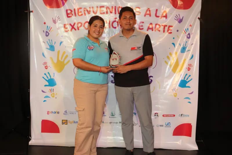 Momento del proyecto Pintando Mis Sueños 55